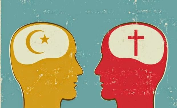 Milán: Islamistas atacan mercado navideño